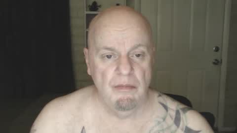 Snapshot of roinaz chatting on February 8, 2025, 3:10 pm roinaz online show from February 8, 2025, 3:10 pm