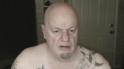 Snapshot of roinaz chatting on February 18, 2025, 8:03 pm roinaz online show from February 18, 2025, 8:03 pm