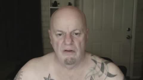 Snapshot of roinaz chatting on February 19, 2025, 4:12 am roinaz online show from February 19, 2025, 4:12 am