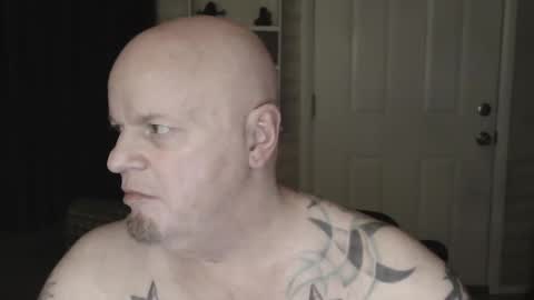 Snapshot of roinaz chatting on February 21, 2025, 1:44 am roinaz online show from February 21, 2025, 1:44 am