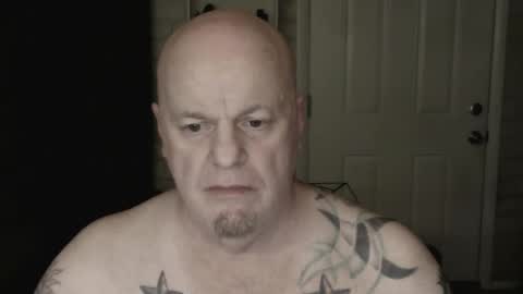 Snapshot of roinaz chatting on February 23, 2025, 3:35 am roinaz online show from February 23, 2025, 3:35 am