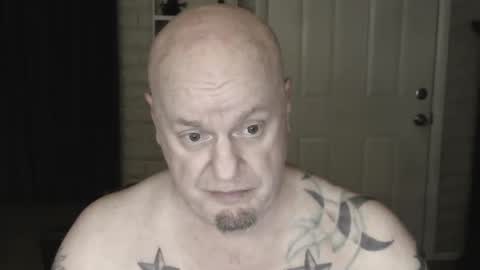 Snapshot of roinaz chatting on February 27, 2025, 10:04 am roinaz online show from February 27, 2025, 10:04 am