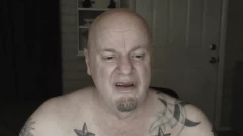 Snapshot of roinaz chatting on March 1, 2025, 7:30 am roinaz online show from March 1, 2025, 7:30 am