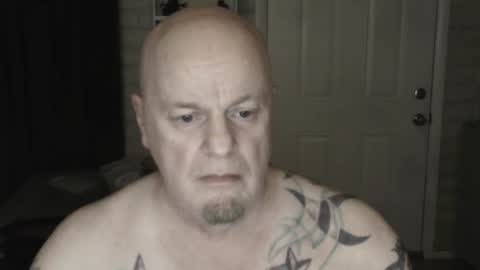 Snapshot of roinaz chatting on March 2, 2025, 7:54 am roinaz online show from March 2, 2025, 7:54 am