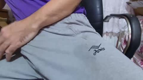 Snapshot of rokettttt chatting on October 1, 2025, 8:15 pm rokettttt online show from October 1, 2025, 8:15 pm