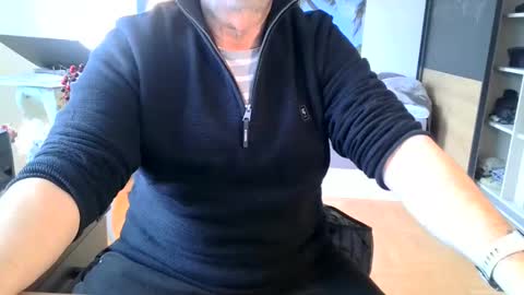 rolandloser1000 online show from February 21, 2025, 8:40 am