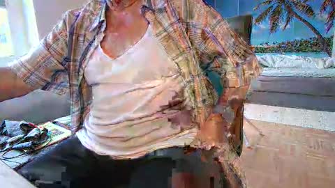 rolandloser1000 online show from September 14, 2025, 7:18 am