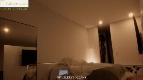 Valery Roldans online show from April 22, 2026, 2:25 am