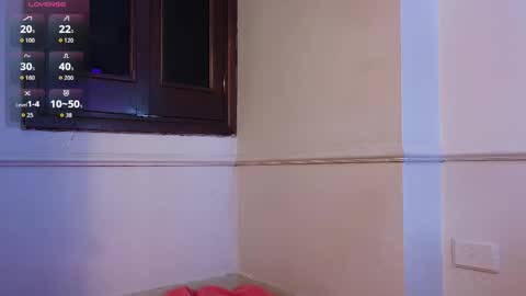   online show from November 3, 2025, 11:44 am