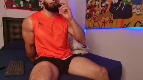 Snapshot of roman_lux chatting on February 12, 2025, 5:05 pm Roman Lux online show from February 12, 2025, 5:05 pm