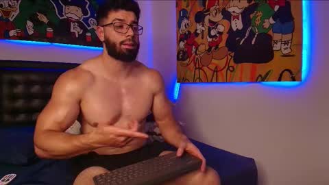 Snapshot of roman_lux chatting on February 12, 2025, 8:07 pm Roman Lux online show from February 12, 2025, 8:07 pm