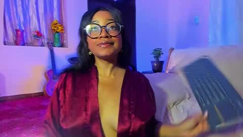 Snapshot of romantic_stargirl chatting on February 2, 2025, 3:21 am Is A Belle online show from February 2, 2025, 3:21 am