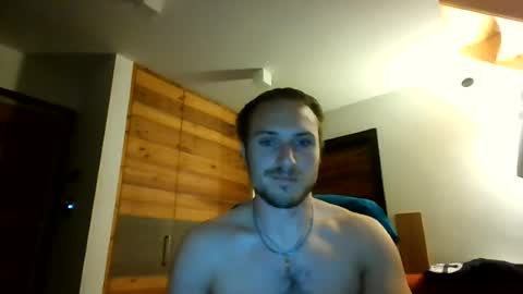 romanz123 online show from June 16, 2026, 8:44 pm