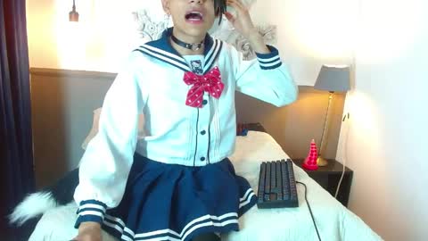 ROMEO online show from April 10, 2026, 5:34 am