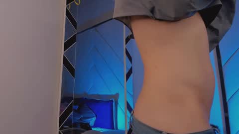 Snapshot of romeo_ricci1 chatting on January 13, 2025, 3:45 am Romeo Ricci online show from January 13, 2025, 3:45 am