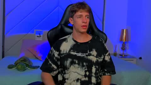 Snapshot of romeo_ricci1 chatting on February 6, 2025, 4:31 am Romeo Ricci online show from February 6, 2025, 4:31 am