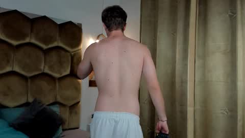 Romeo Ricci online show from February 6, 2026, 6:29 am