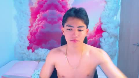 Romeo online show from October 31, 2025, 7:04 pm