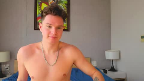 Snapshot of romeosilver chatting on May 7, 2026, 3:01 am Romeo online show from May 7, 2026, 3:01 am
