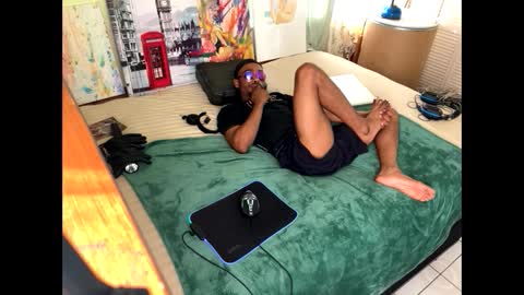 romeotyn online show from February 16, 2025, 2:32 pm