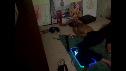 romeotyn online show from February 17, 2025, 4:20 am