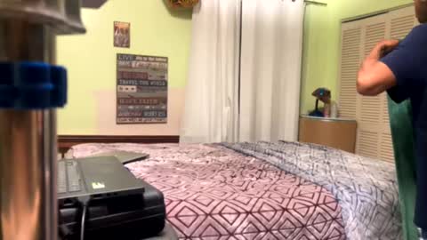 romeotyn online show from February 25, 2025, 9:42 am