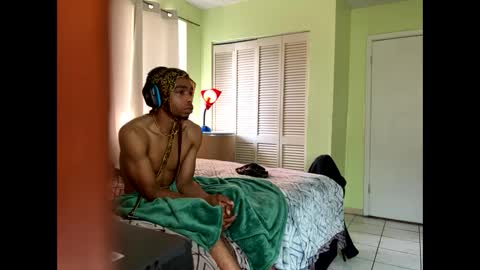 romeotyn online show from March 1, 2025, 3:16 pm