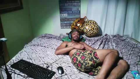 romeotyn online show from October 6, 2025, 5:49 am