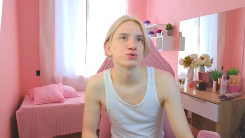 ron vilsx online show from October 12, 2025, 5:28 am