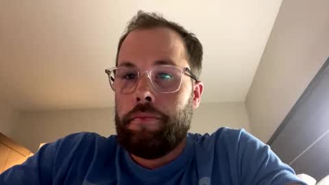 ronald2774 online show from November 18, 2025, 2:39 am