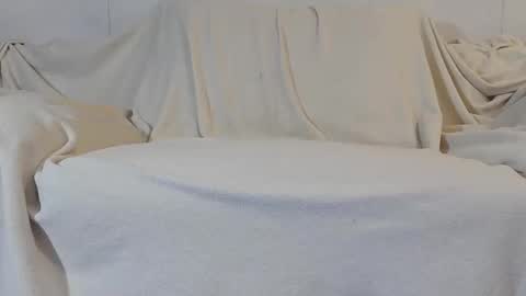 roney58 online show from November 22, 2025, 8:02 am