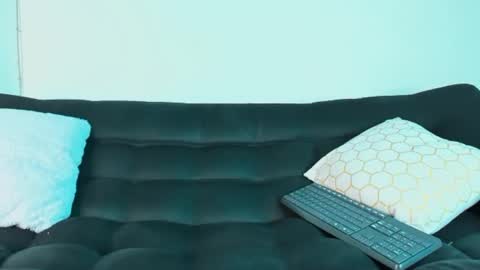 Ronnie online show from February 3, 2025, 9:07 pm