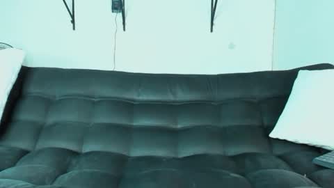 Ronnie online show from February 21, 2025, 9:43 pm