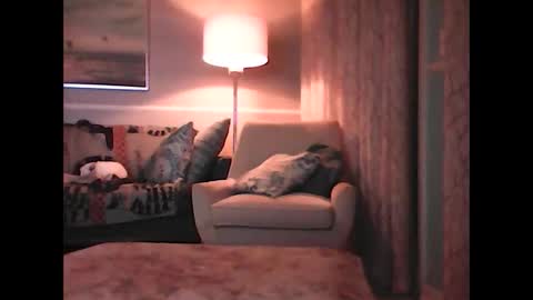 Snapshot of ronvlv chatting on October 7, 2025, 3:04 am ronvlv online show from October 7, 2025, 3:04 am