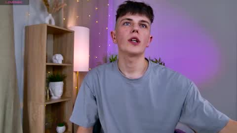 Snapshot of rony_winston chatting on February 3, 2026, 8:03 pm Rony online show from February 3, 2026, 8:03 pm