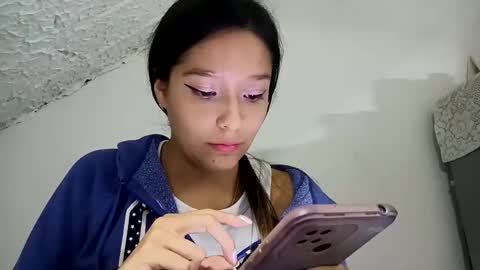    online show from November 23, 2025, 12:54 am