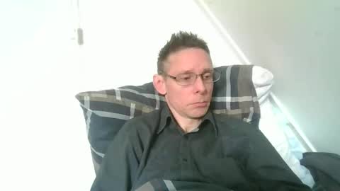 rororober online show from April 9, 2026, 9:15 am