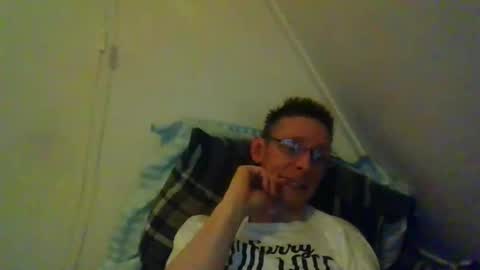 rororober online show from April 18, 2026, 8:09 pm