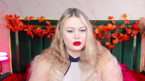 Chloe online show from October 24, 2025, 10:44 am