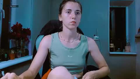 rosa843850 online show from June 8, 2026, 6:52 pm