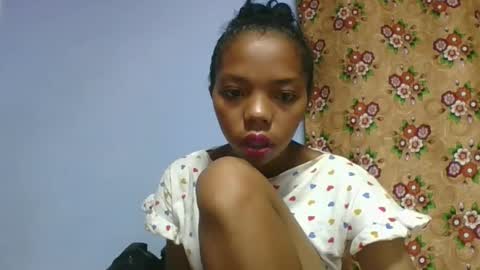 rosah225127 online show from April 17, 2026, 3:53 am