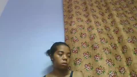 rosah225127 online show from April 25, 2026, 6:16 am