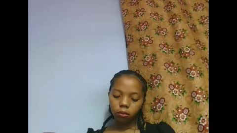 rosah225127 online show from May 5, 2026, 6:16 pm