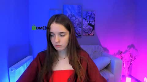 rosalie_liu online show from November 28, 2025, 8:44 pm