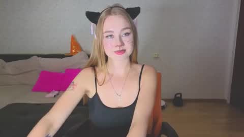 rosalina online show from November 2, 2025, 2:41 pm