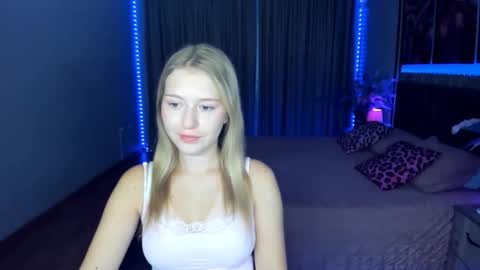 RosaRising online show from June 2, 2026, 4:36 am