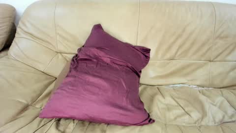 Rosa online show from March 12, 2025, 2:30 am