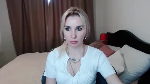 Snapshot of rose__shine chatting on February 7, 2025, 10:50 am rose  shine online show from February 7, 2025, 10:50 am