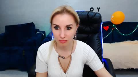 Snapshot of rose__shine chatting on March 6, 2025, 10:30 am rose  shine online show from March 6, 2025, 10:30 am