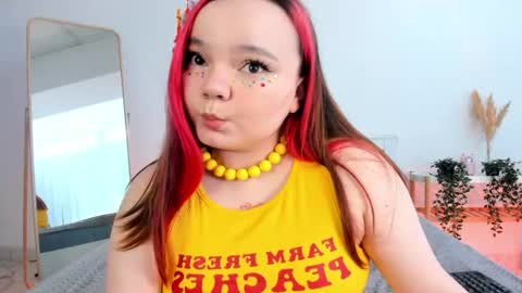 Rose LuvV follow me baby online show from June 14, 2026, 6:37 am